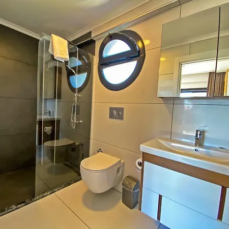Nokta Life B Villa, Oezel Havuzlu, Villa