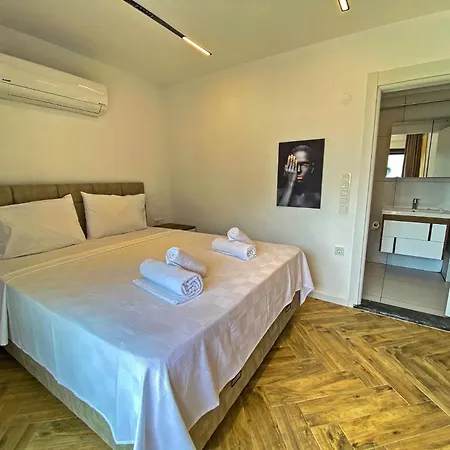 Nokta Life B Villa, Oezel Havuzlu, Villa