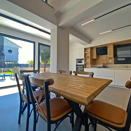 Nokta Life B Villa, Oezel Havuzlu, * فتحية