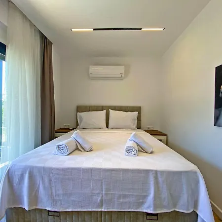 Nokta Life B Villa, Oezel Havuzlu, فيلة فتحية