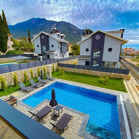 Nokta Life B Villa, Oezel Havuzlu, Villa *