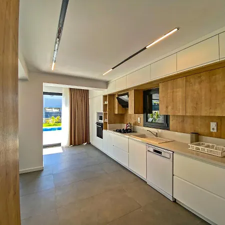 Nokta Life B Villa, Oezel Havuzlu, * فتحية